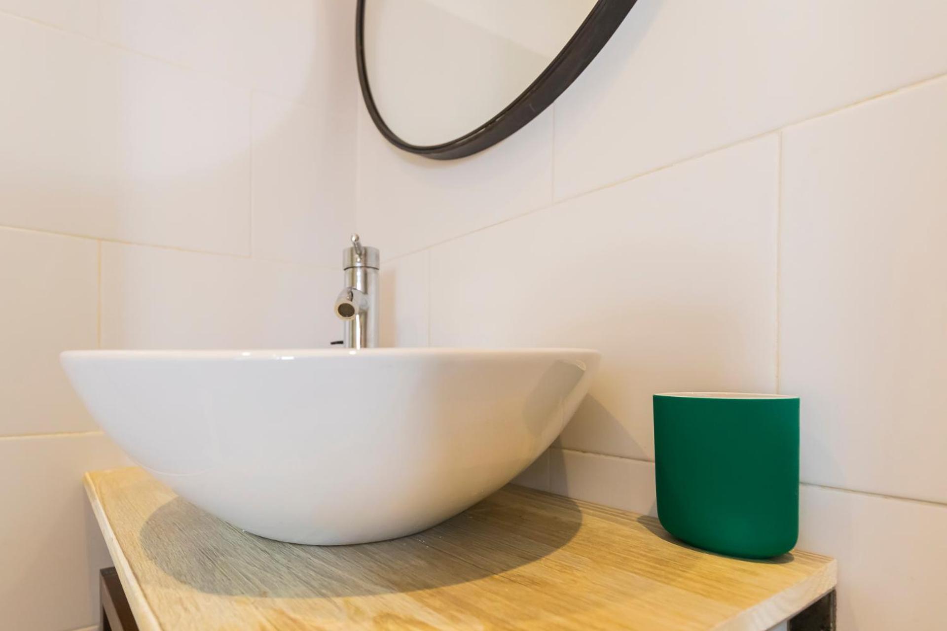 Akomodat En Apartamento Luminoso Junto Al Paseo De La Ria Bilbao Ngoại thất bức ảnh