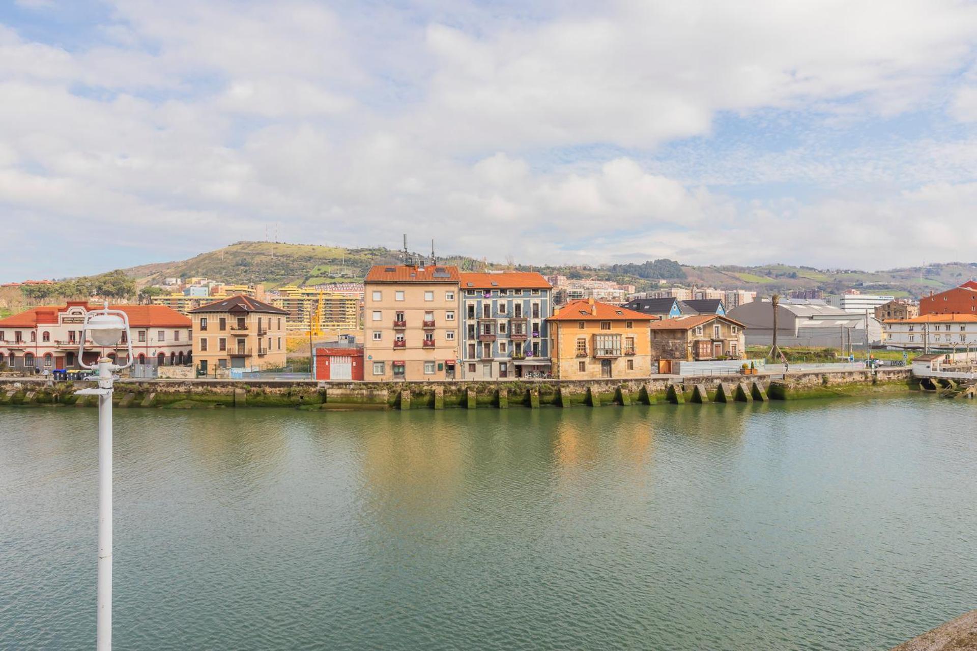 Akomodat En Apartamento Luminoso Junto Al Paseo De La Ria Bilbao Ngoại thất bức ảnh