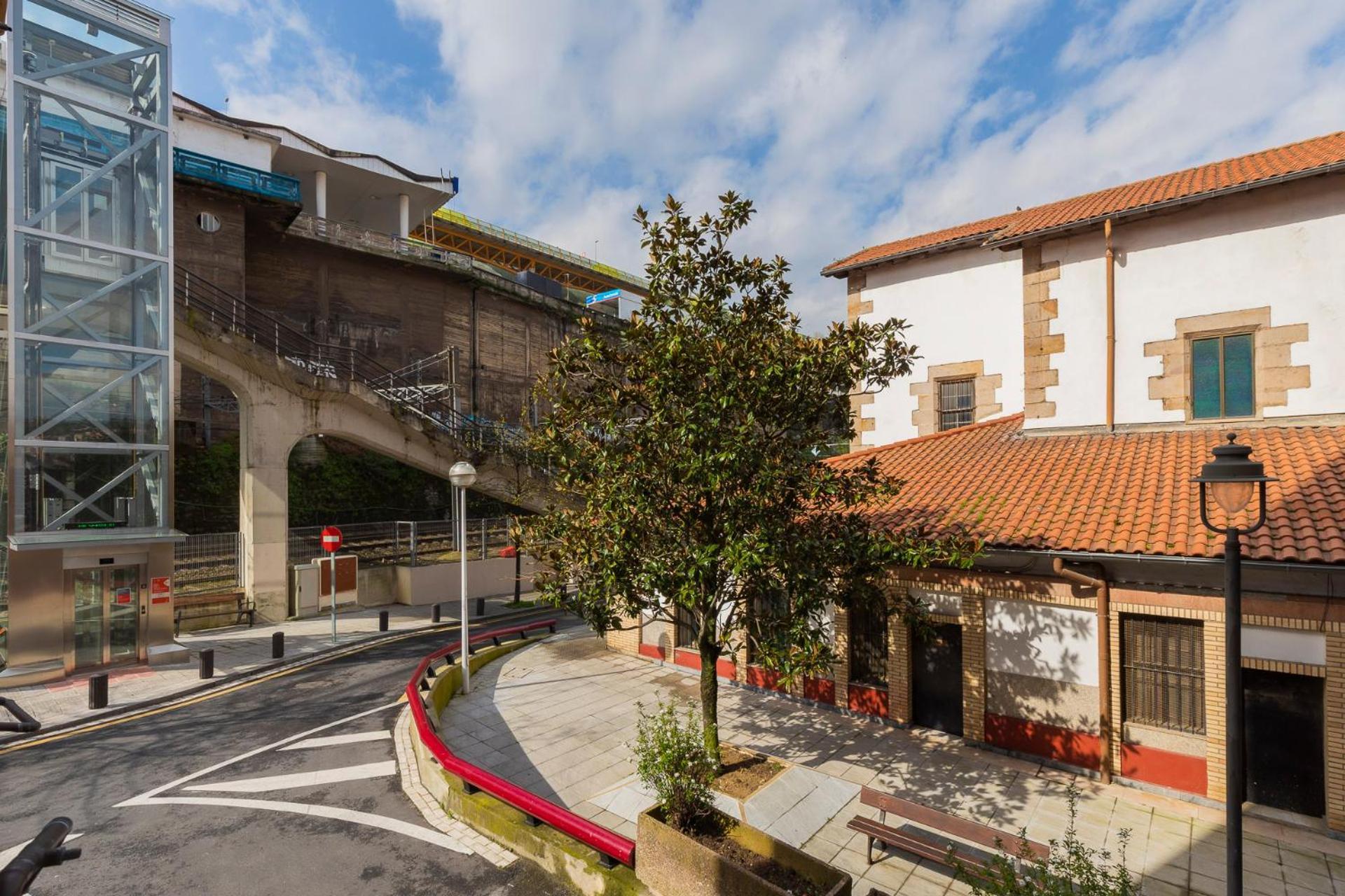 Akomodat En Apartamento Luminoso Junto Al Paseo De La Ria Bilbao Ngoại thất bức ảnh